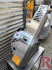 Broetchenschneidemaschine