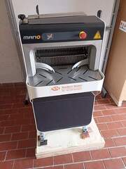 Objektbild Brotschneidemaschine