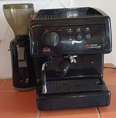 Anzeigenbild Kaffeemaschine