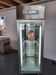 Anzeigenbild zu Trockenschrank