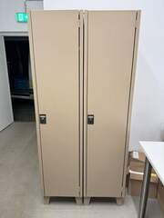 Anzeigenbild Umkleideschrank
