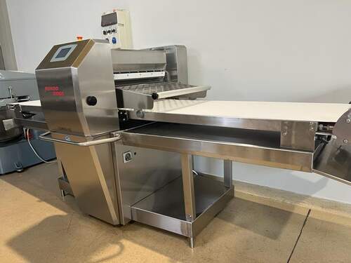 Ausrollmaschine Rondo Compas 3000 Hauptbild zu Ausrollmaschine