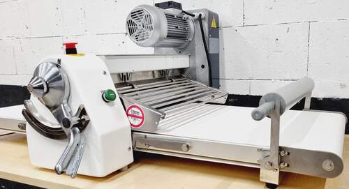 Hauptbild zu Ausrollmaschine