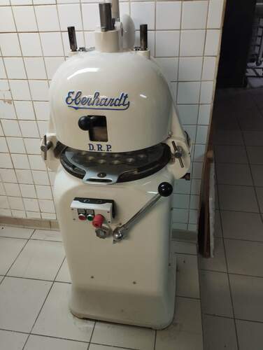 Hauptbild zu Br�tchenpresse
