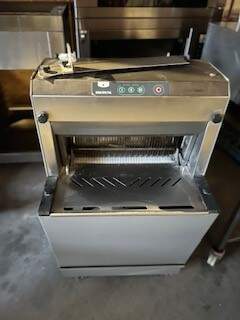 Gatter-Brotschneidemaschine BÄKO Line Hauptbild zu Brotgatter