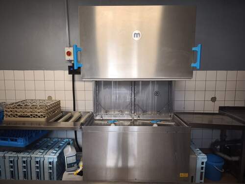 Haubensp�lmaschine