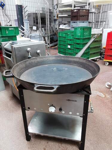 Heidebrenner mit Riesen-Gußpfanne als Gebrauchtware kaufen Hockerkocher