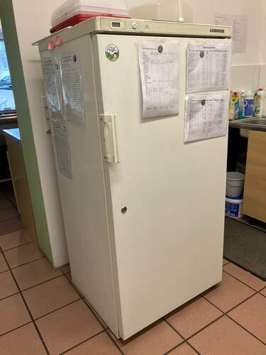 Flaschenkühlschrank Liebherr Hauptbild zu Kühlschrank