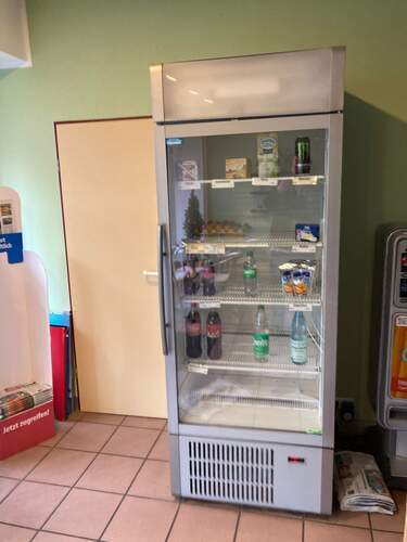 Flaschenkühlschrank Frigoglas mit Glasfront Hauptbild zu Kühlschrank