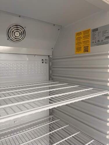 Gebrauchter Kühlschrank Polar, Bj. 2022, wie NEU, 600L als Gebrauchtware kaufen Kühlschrank
