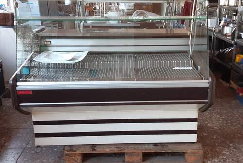 Kühlvitrine JARO als Gebrauchtware kaufen Kühlvitrine