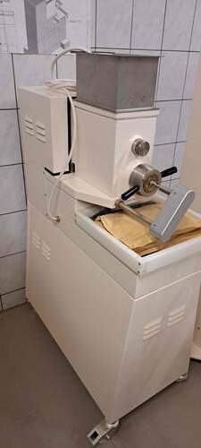 Nudelmaschine