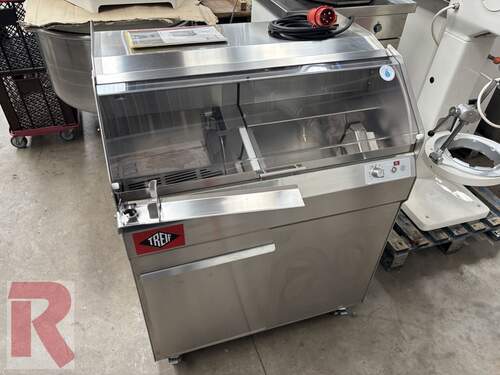 Treif Varius Sichelmesser-Brotschneidemaschine (2017) Hauptbild zu Brotschneidemaschine