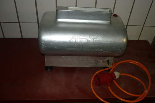 Steaker