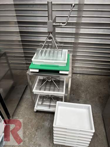 Universal-Teigteiler Divi-Soft inkl. Zubehör, 3 Teilmesser Hauptbild zu Teigteiler