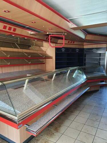 Einrichtungsgegenständen aus Bäckerei-Verkaufsraum Hauptbild zu Verkaufsraum