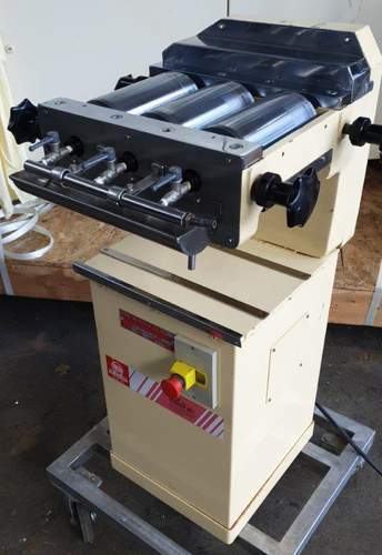 Schokoladen Walzwerk three roll refiner Walzwerk