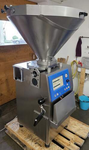 Wurstfüllmaschine Düker Rex RVF 80, mit Beschickungsmast Nimo-KG Wurstfüller