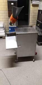 Netz-Abpackmaschine f�r Kartoffeln Zwiebeln, �pfel