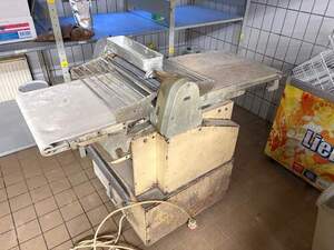 Ausrollmaschine G.A. Seewer SYN 613