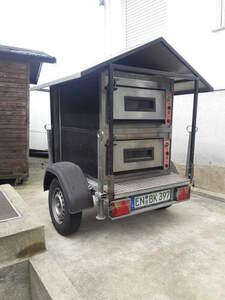 Elektrobackofen auf Fahrgestell