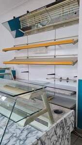 Bckerei Verkaufstheke mit Brotregal