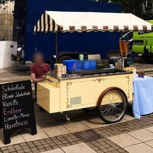 ISA Carrettino Eiswagen � mobile Eisvitrine, sehr gepflegt