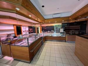 Ladeneinrichtung Theke fr Fleisch und Backwaren