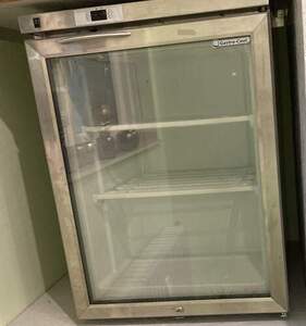 Tiefk�hlschrank mit Glast�ren