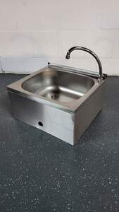 Br�kelmann Edelstahl Handwaschbecken Bj.2012