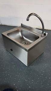 Br�kelmann Edelstahl Handwaschbecken Bj.2021