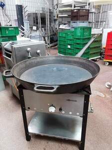 Heidebrenner mit Riesen-Gupfanne