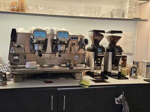 Kaffeemaschine FAEMA President A - 2 mit 2 M�hlen MD5000