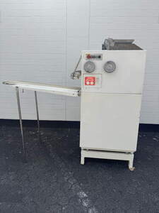 Kopfmaschine K�nig Rex 4 reihig Teigteil und Wirkmaschine