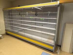 Nordcap K�hlregal mit Schiebet�ren