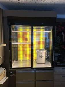 Fleisch-K�hlschrank von Schrutka-Peukert