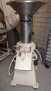 Restbrotzerkleinerer