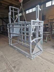 Schlachtanlage - Bet�ubungsbox f�r Gro�vieh