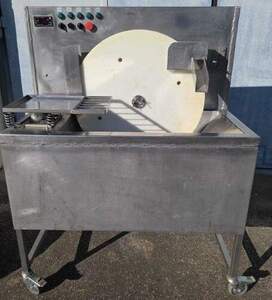 Prefamac MOU 80 Temperiermaschine