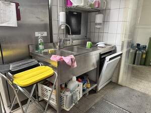 Sp�lmaschinen-Sp�ltisch