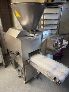 WP Parta U 2 Teigteilmaschine
