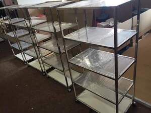 Vitrinen f�r Laden, Lager aus Holz und Metall